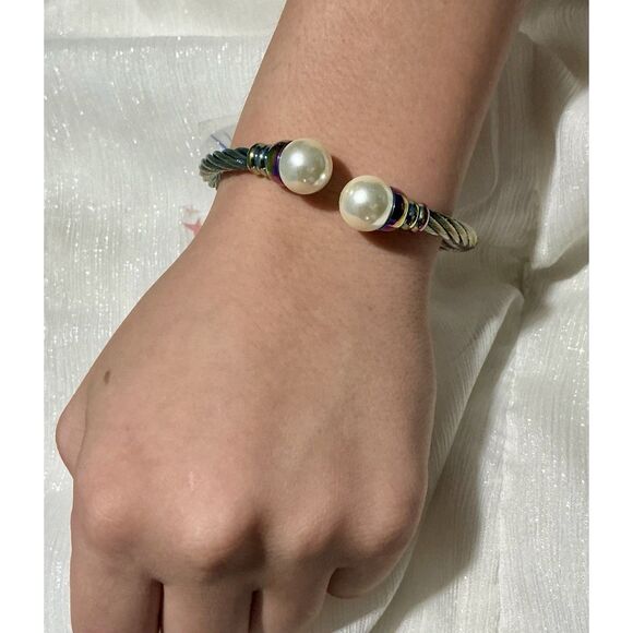 🌈 Iridescent Pearl Cuff Bracelet – Stainless Steel Rainbow Cable Design” - Picture 7 of 16